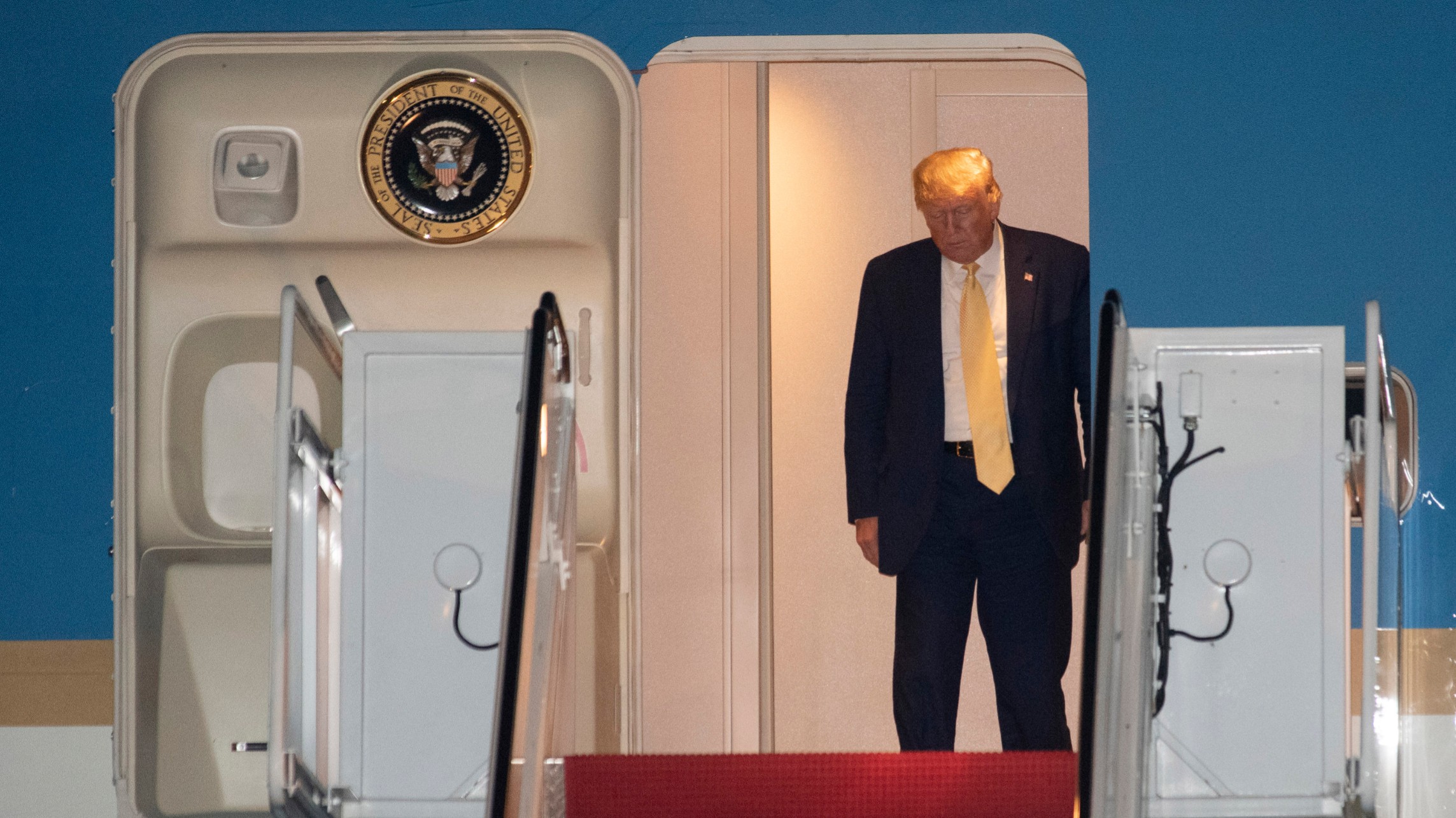 Political survival instinct alone should make GOP want a challenger to Trump