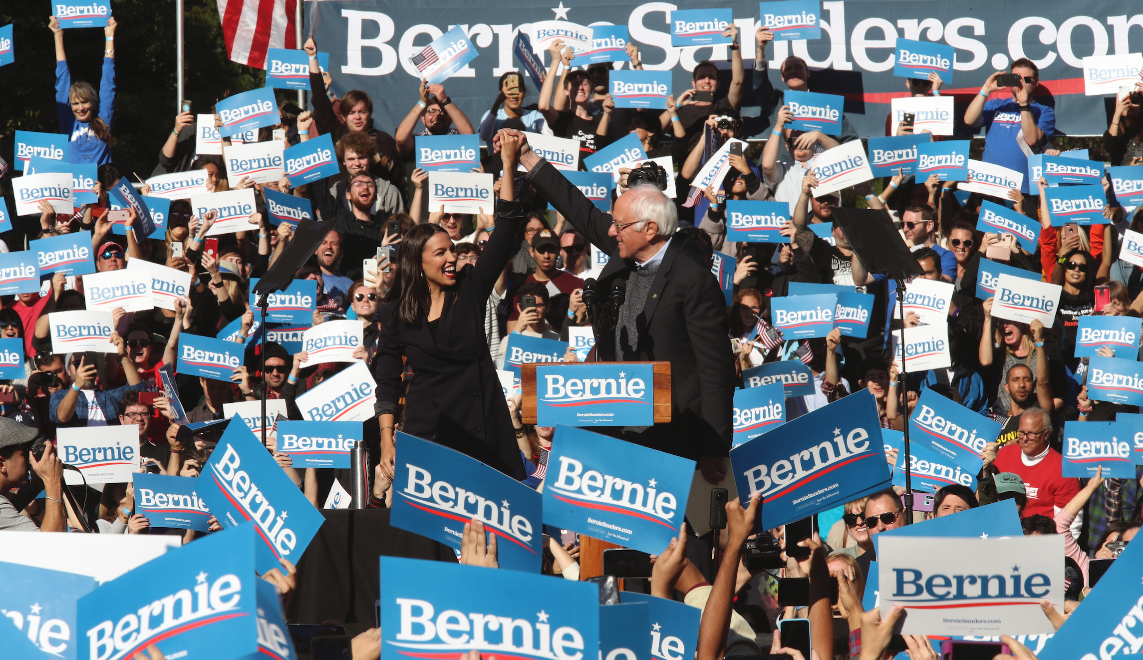 Sanders New York rally marks largest of primary campaign