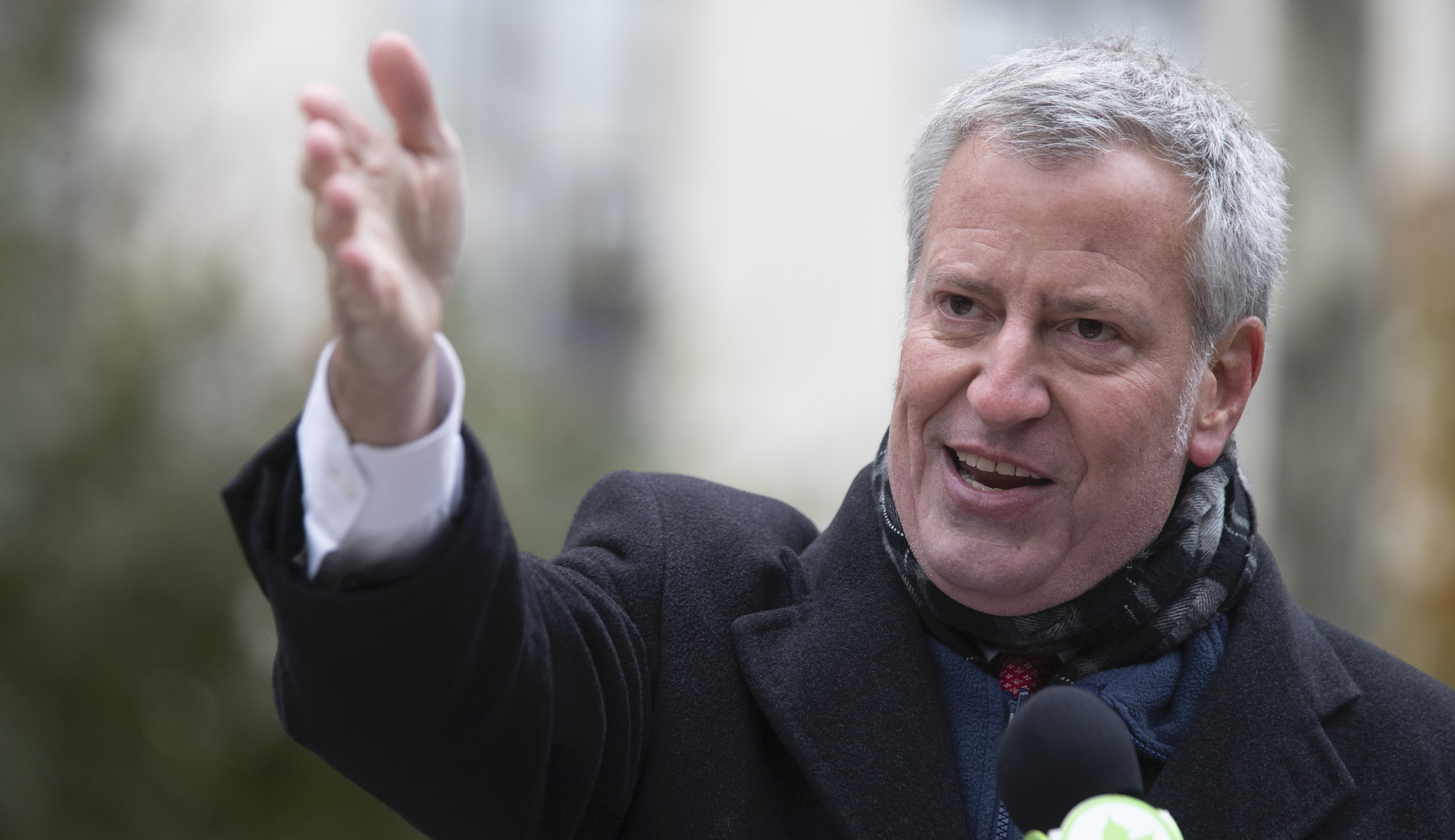 Newark mayor sues de Blasio for pawning off homeless people to his city