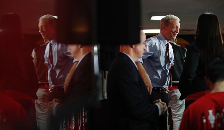 Steyer, the other 2020 Democratic billionaire, largely has the run of Iowa in campaign’s final week