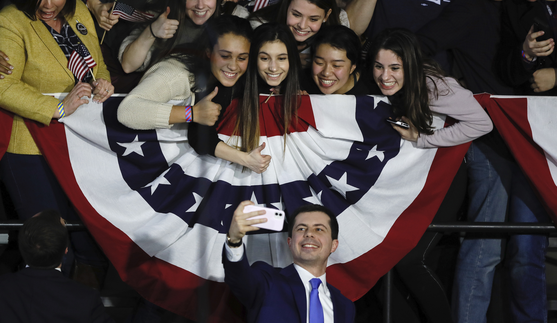 Buttigieg and Bernie Sanders bask in partial Iowa results while Biden left bewildered