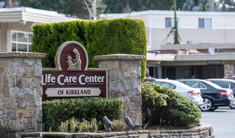 DHS closes offices in Seattle after employee exposed to coronavirus victims gets sick