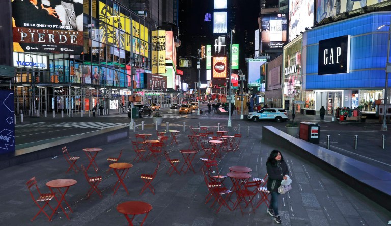 CDC issues travel advisory to residents of New York, New Jersey, Connecticut