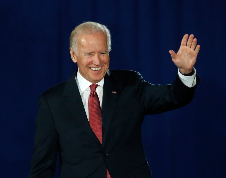 Can Clinton delete her past?