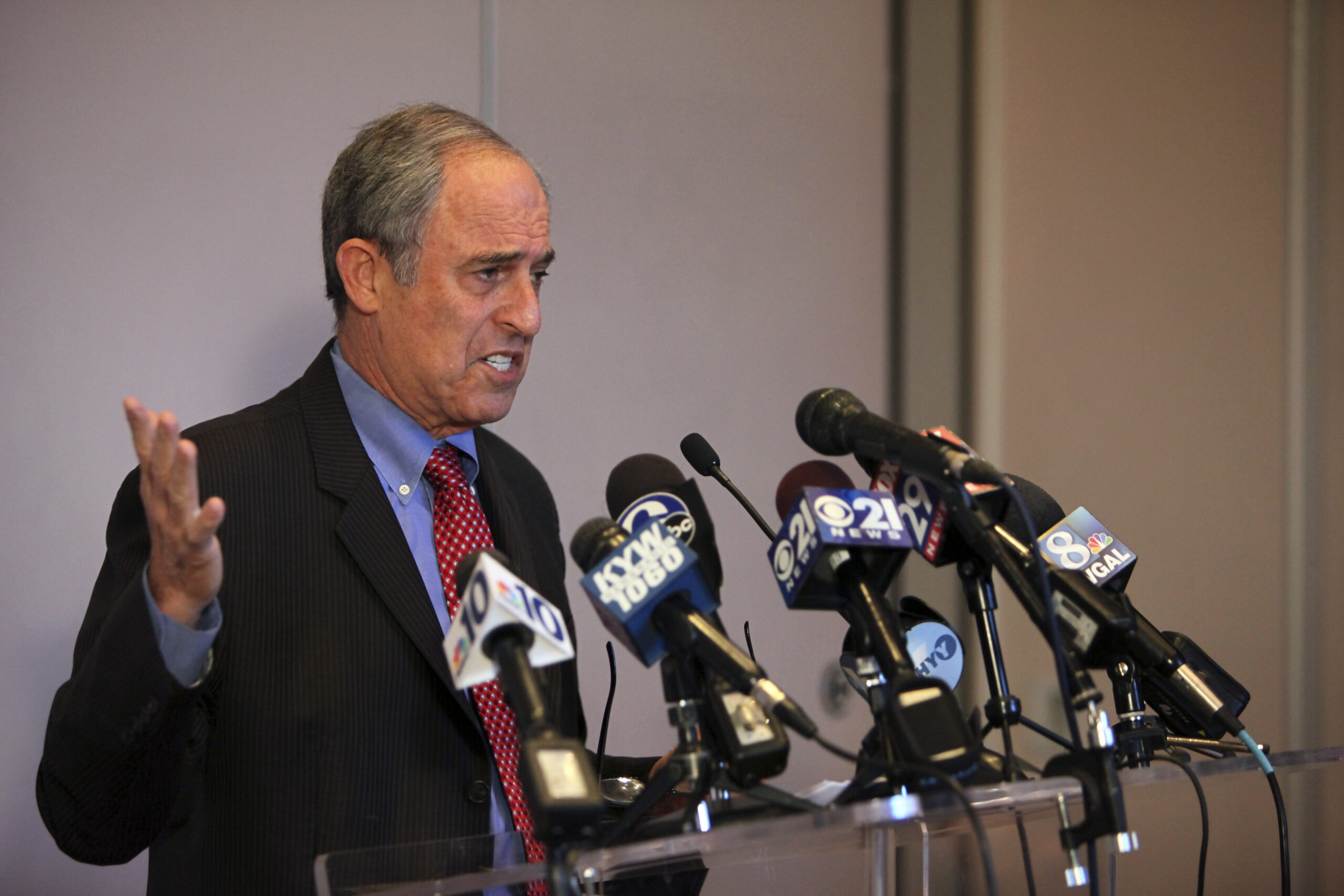 Lanny Davis admits to being anonymous source in CNN’s Trump Tower bombshell that is now under fire