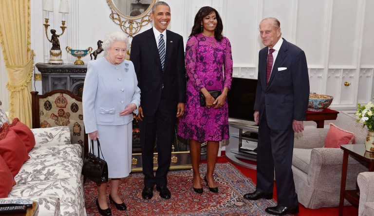 U.S. President Barack Obama, center left, and his wife first lady Michelle Obama, center right, pose with Britain's Queen Elizabeth II, left, and Prince Phillip in the Oak room at Windsor Castle ahead of a private lunch hosted by the Queen, Friday, April 22, 2016.