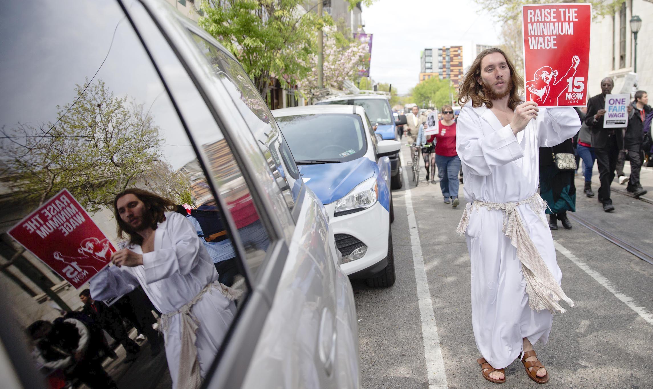 Biden set to push minimum wage hikes