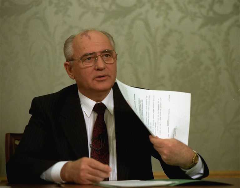 Mikhail Gorbachev flashes the decree relinquishing control of nuclear weapons to Russian President Boris Yeltsin after its signature at the Kremlin in Moscow on Wednesday, December 25, 1991.  Gorbachev whose reforms gave Soviet citizens freedom but ultimately led to the destruction of his nation, resigned Wednesday as president of the defunct Soviet Union.  Yeltsin now controls the arsenal of some 27,000 nuclear weapons.