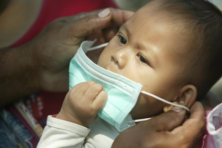 SEE IT: Baby dons full face mask despite lack of mandate