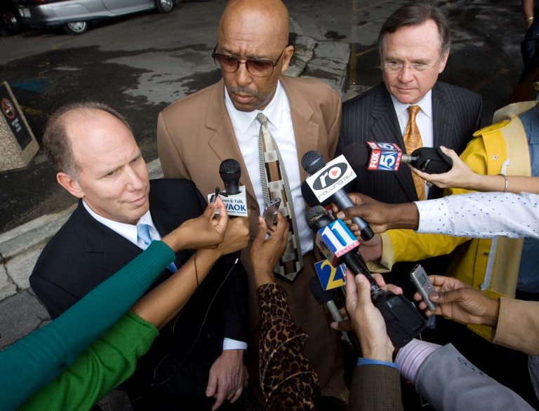 Trump adds veteran Georgia lawyer to defense team ahead of surrender