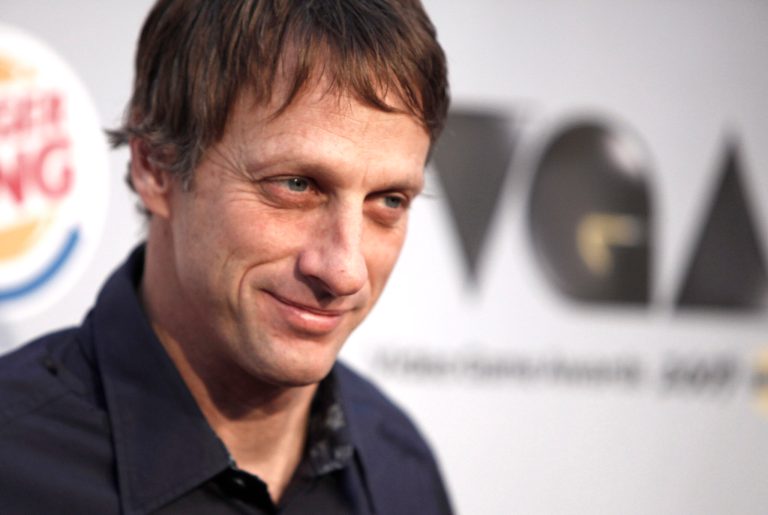 SEE IT: Tony Hawk donating autograph photo proceeds to Tyre Nichols family