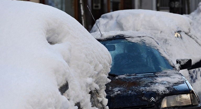 Parents in custody after leaving infant to freeze in car