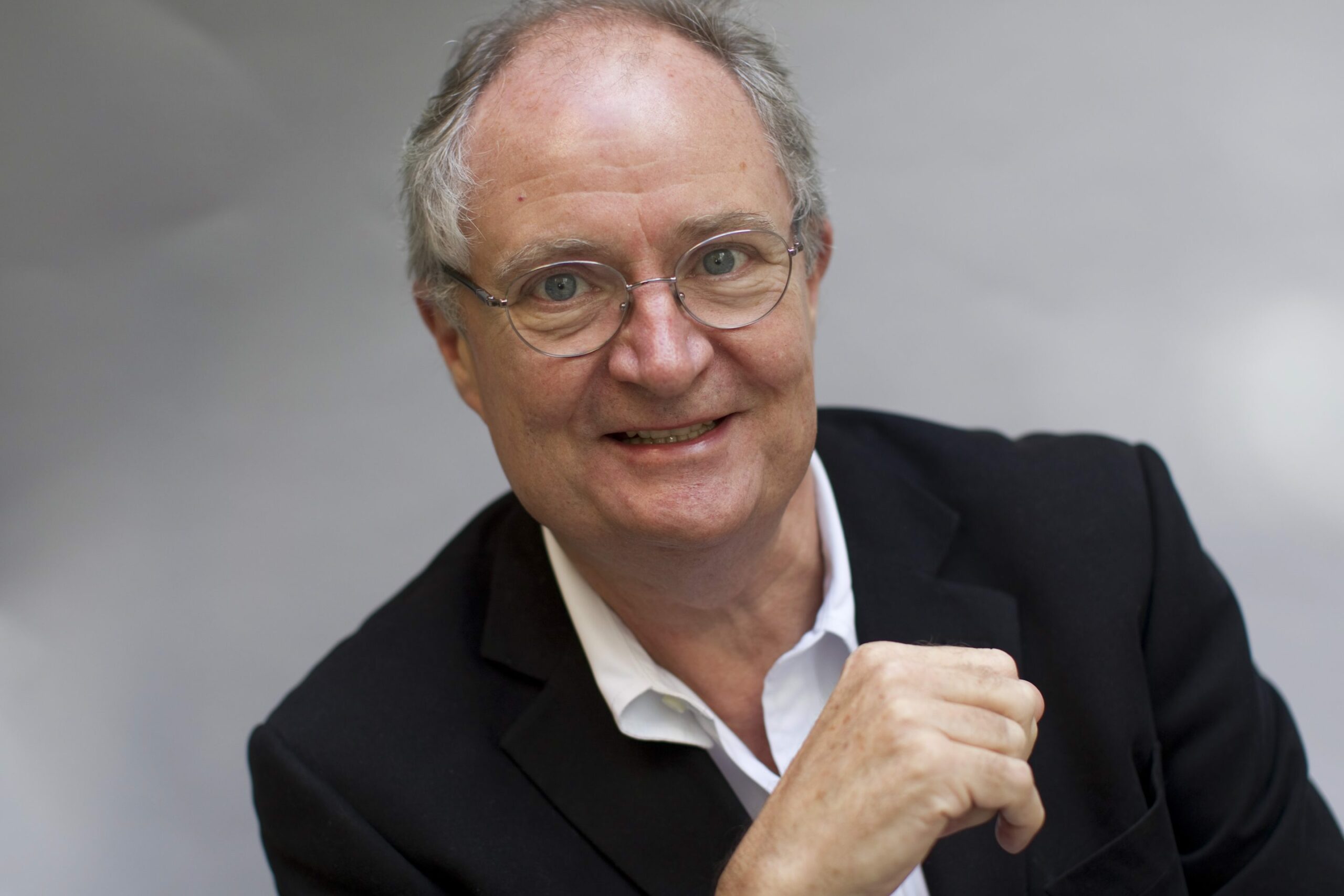 Harry Potter star supports JK Rowling and vows to confront her critics if they come after him