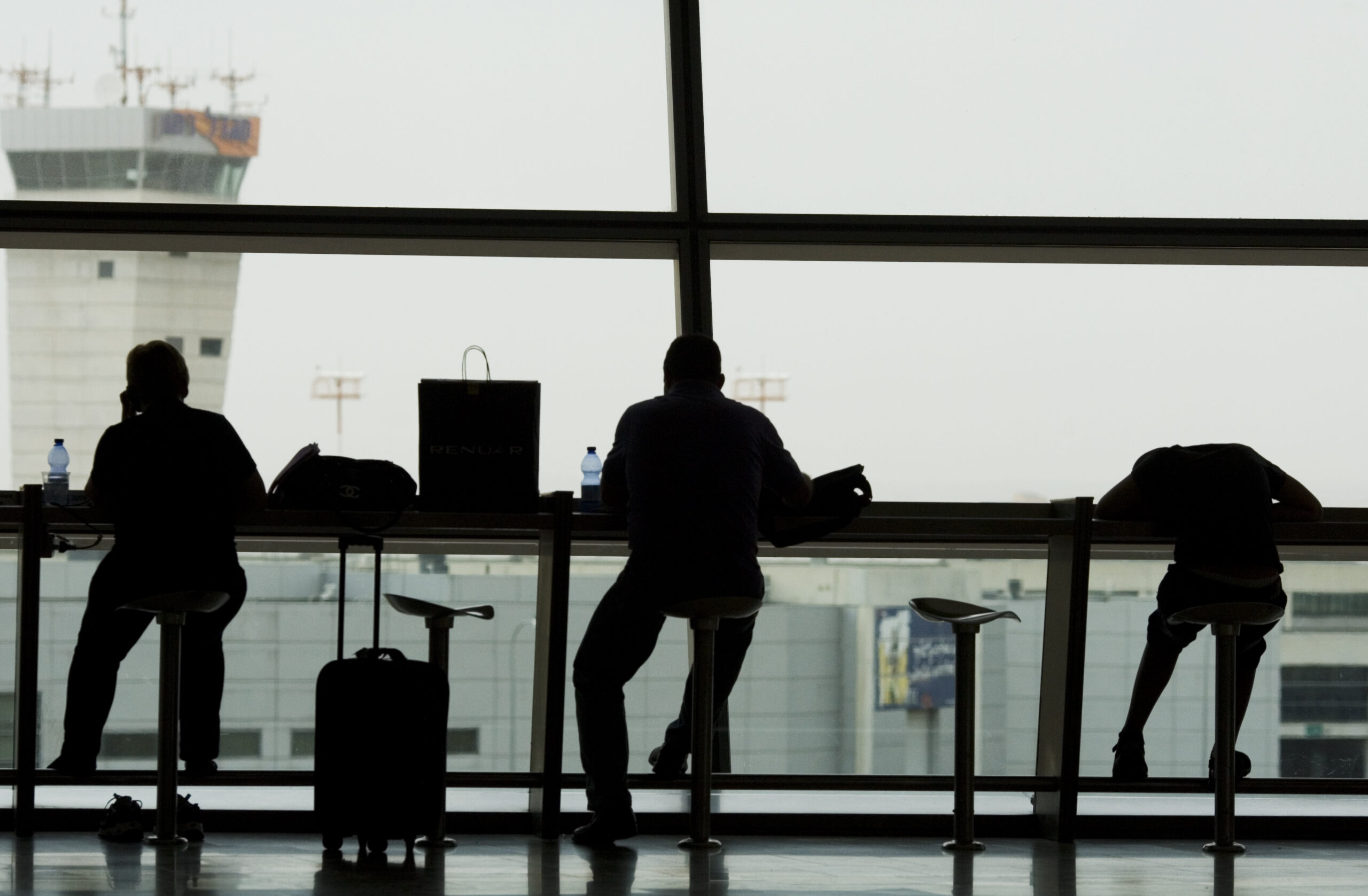COVID passports? Americans abroad must test negative before coming home