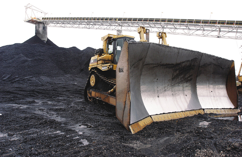 Toxic foam used to put out Illinois coal mine fire, records show