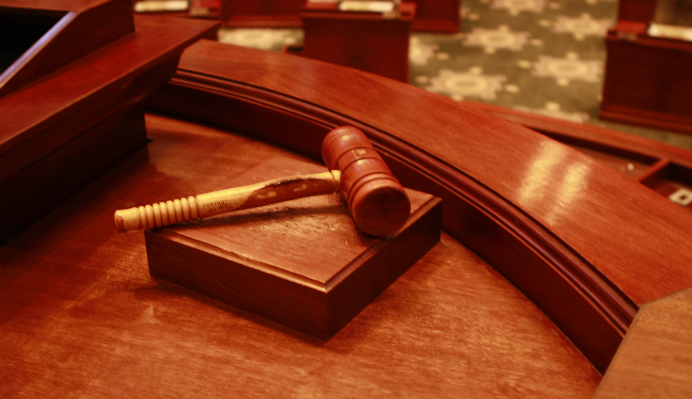 Kentucky judge accused of drinking and having threesome in courthouse removed from bench