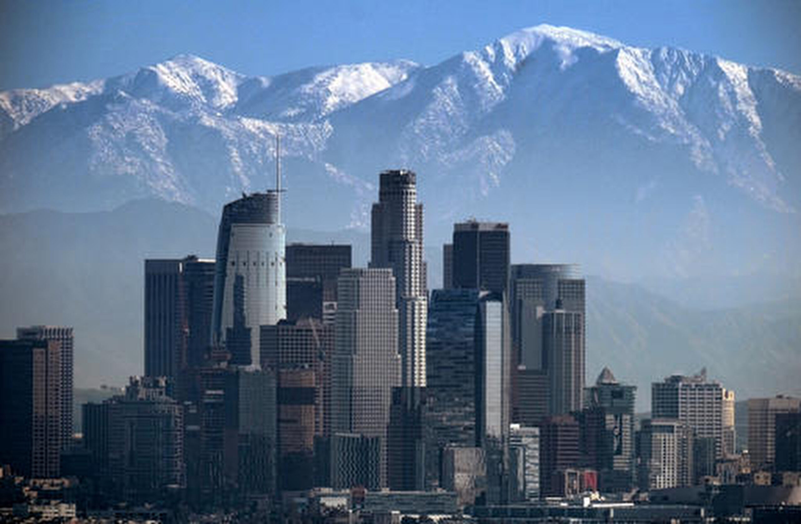 Hiker found on California mountain where actor Julian Sands is still missing