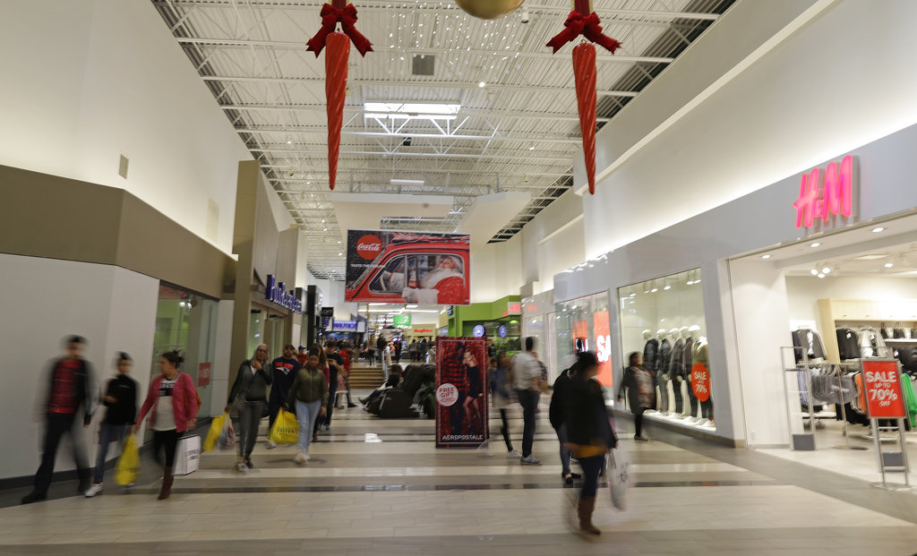 Police respond to shooting at Concord Mills mall in North Carolina