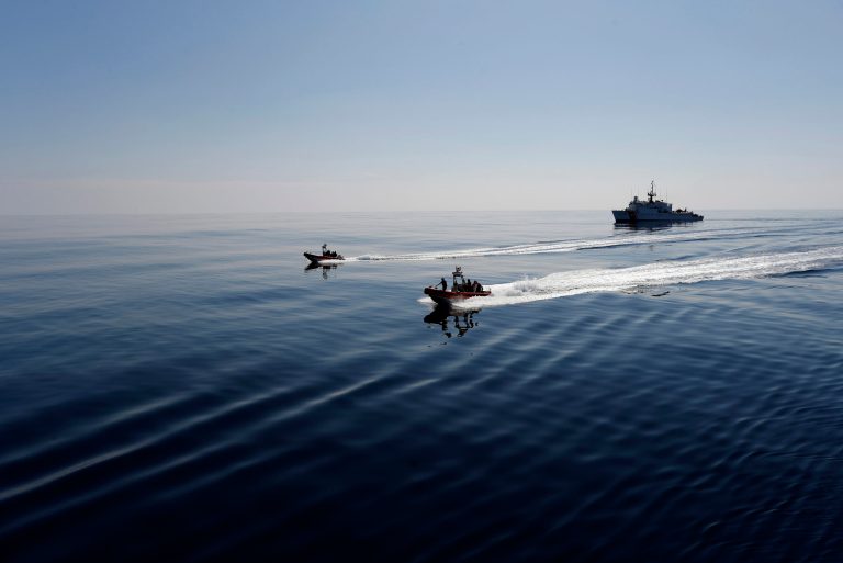 2.6 tons of cocaine and two bodies found on submarine seized by Colombian navy
