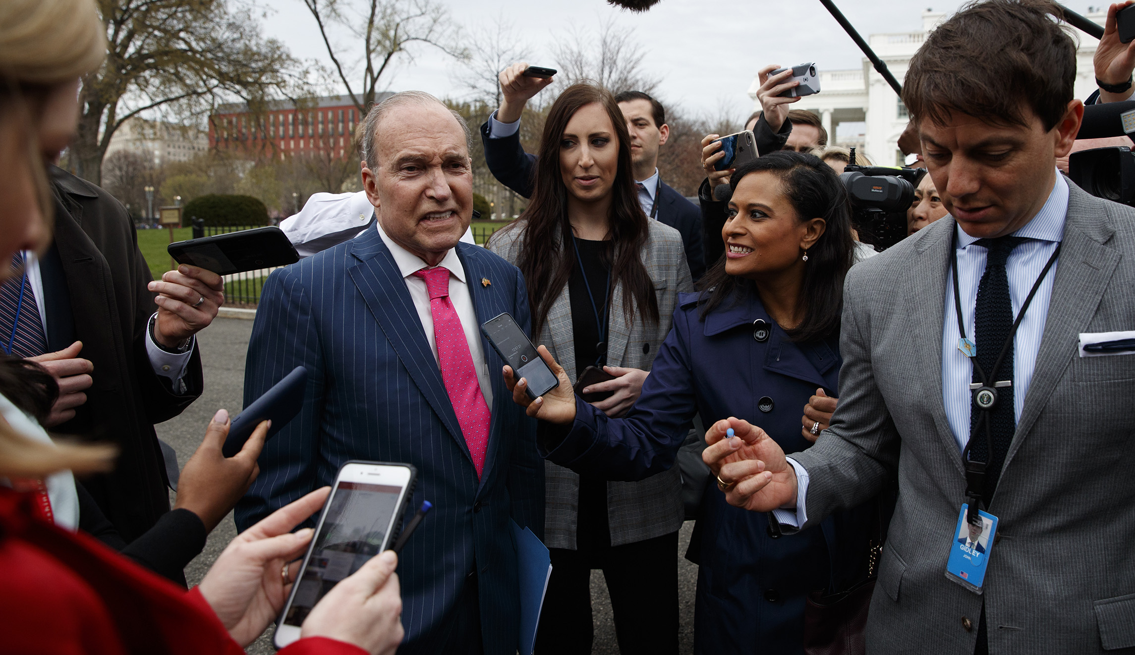 Larry Kudlow defends White House trade policy amid market jitters: ‘Blame China, not Trump’