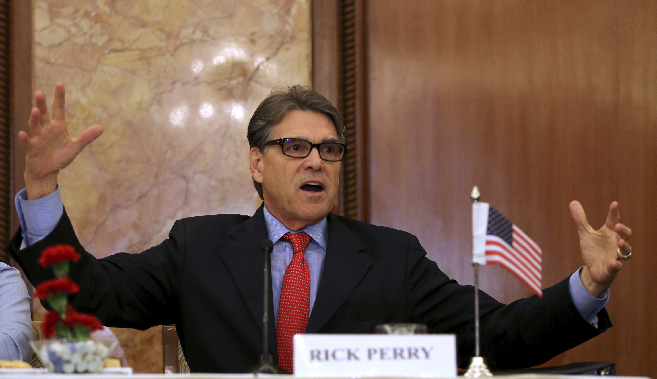 Rick Perry enters ‘new era’ with France on nuclear power