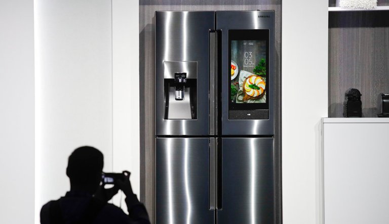 Bill to prevent spying by smart fridges advances to Senate floor