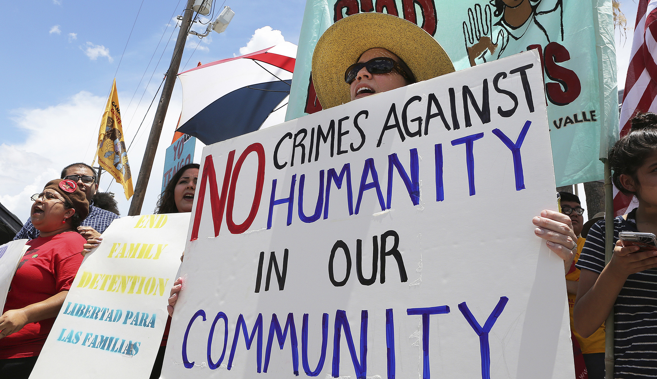 White House: Democrats are turning family separation into an ’emotional issue’ for midterm advantage