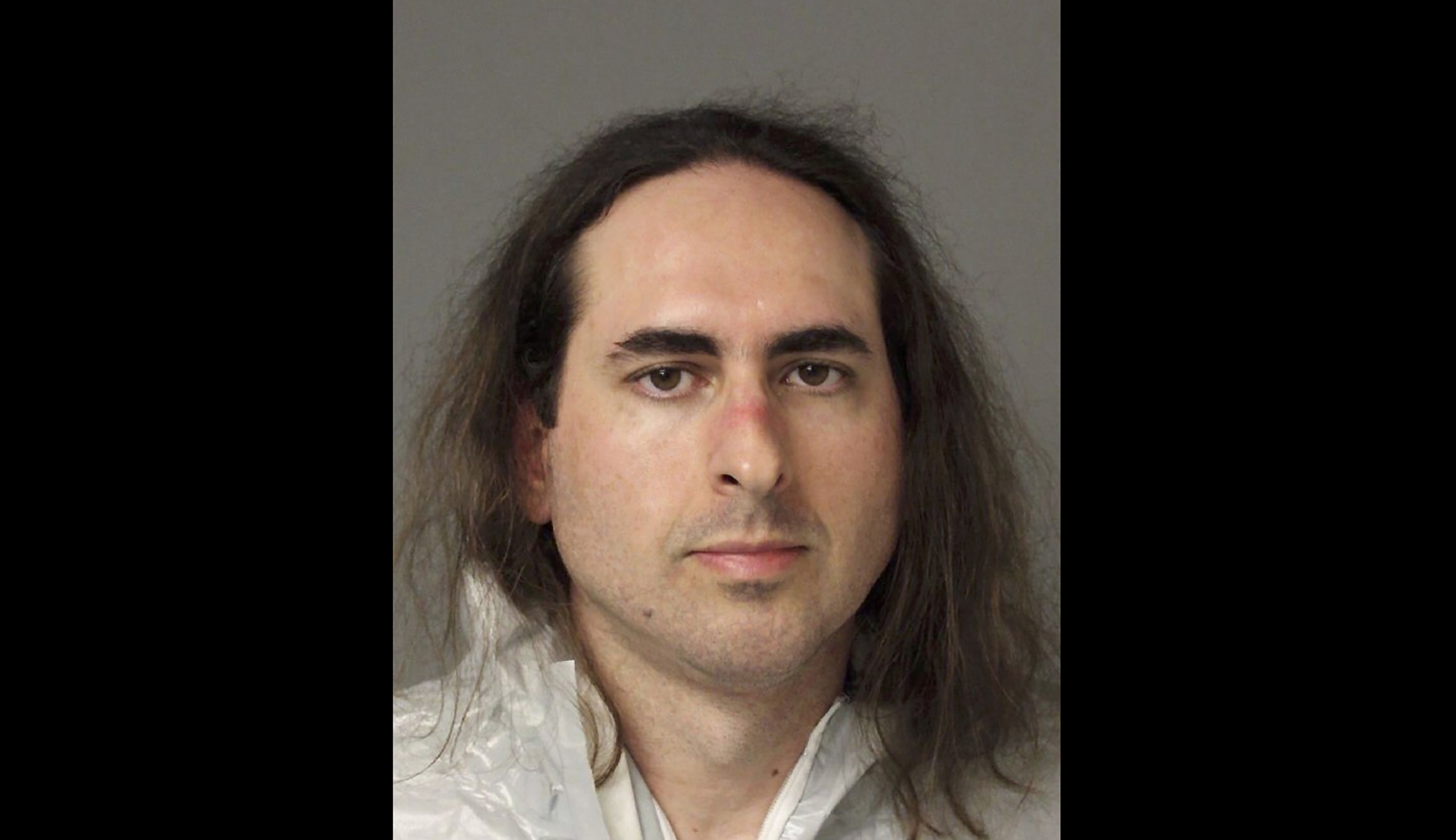 Suspected Capital Gazette shooter used legally purchased weapon
