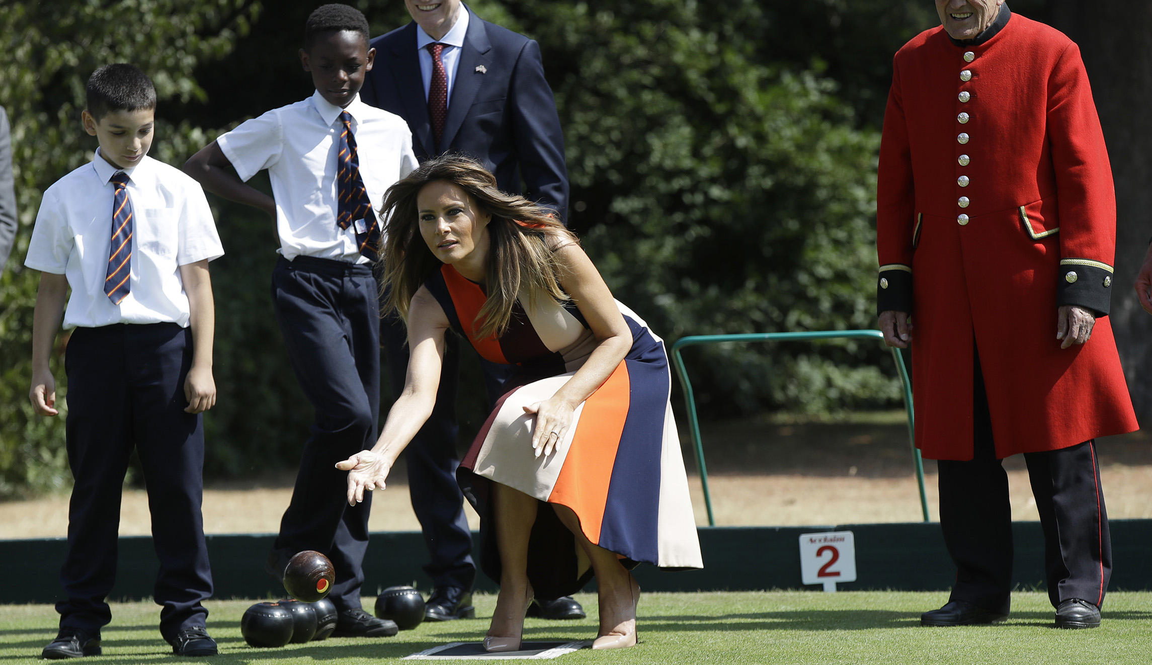 Melania Trump plays bocce ball in London