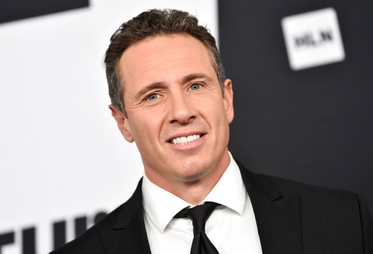 Chris Cuomo appears to announce comeback in shirtless Instagram post