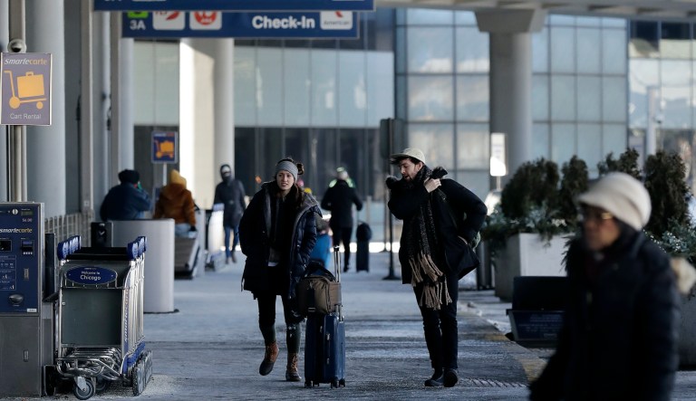 TSA records Thanksgiving travel spike in spite of coronavirus risks