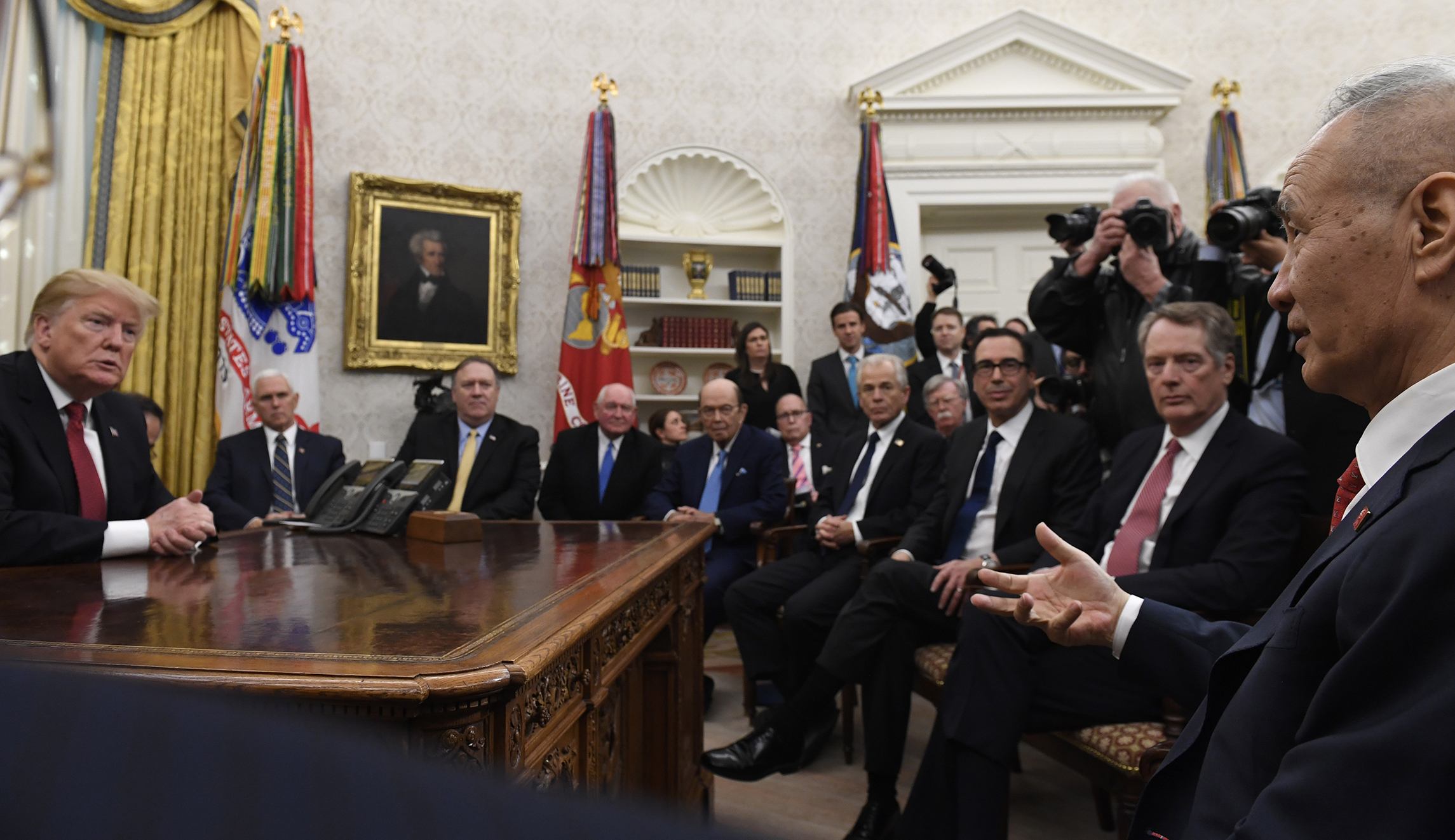 Business, Democrats urge Trump to get deal with China on intellectual property theft
