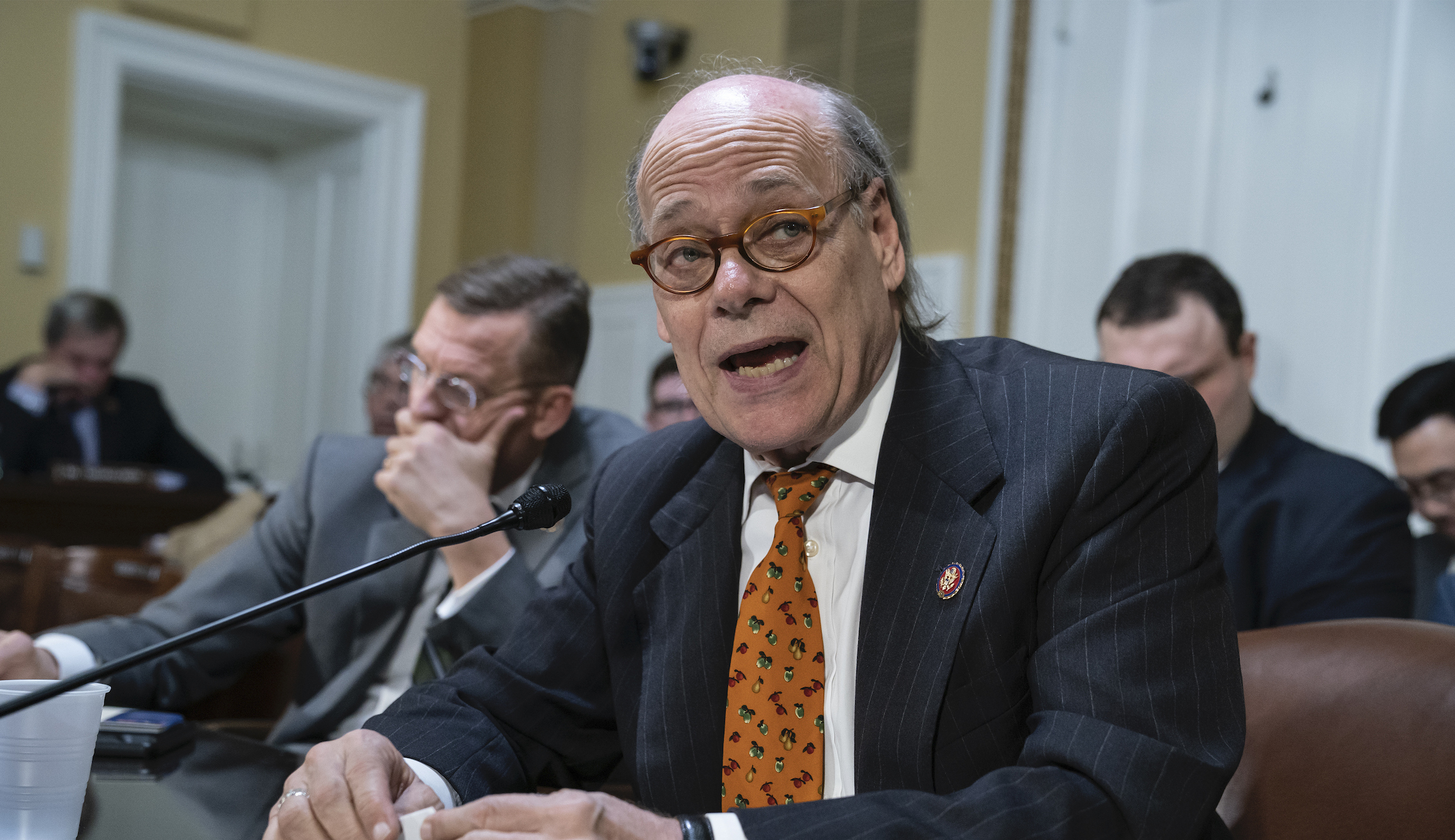 Barr fight: Democrat links ‘secret police’ to Jeffrey Epstein’s ‘poorly trained’ prison guards