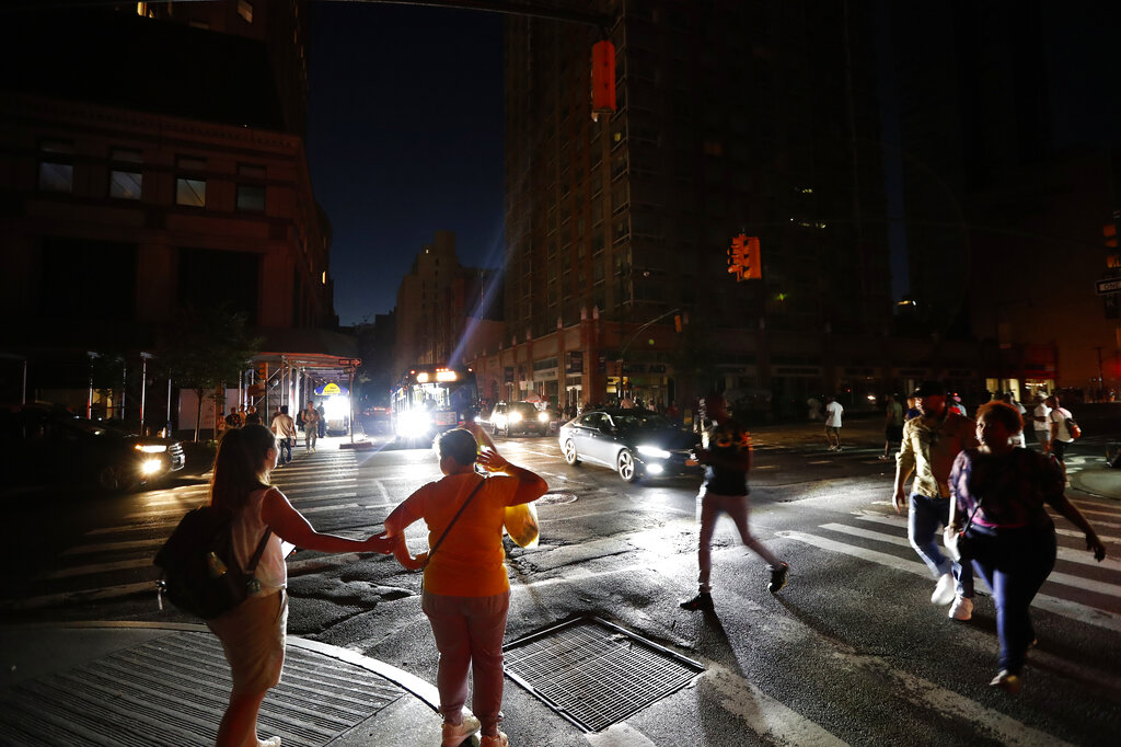 Power sector warns of blackouts as demand clashes with traditional plant retirements
