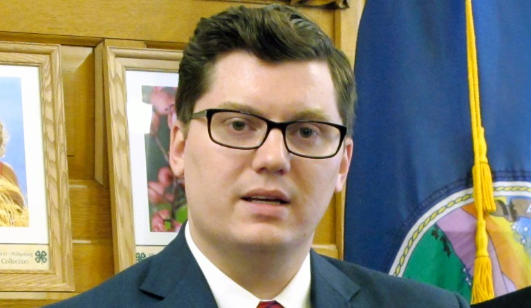 Kansas House seat a pickup opportunity for Democrats: Poll