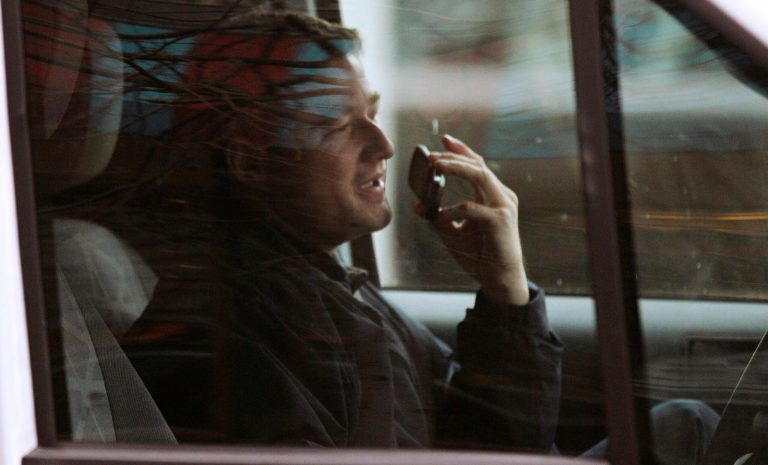 Michigan House OKs distracted driving bills