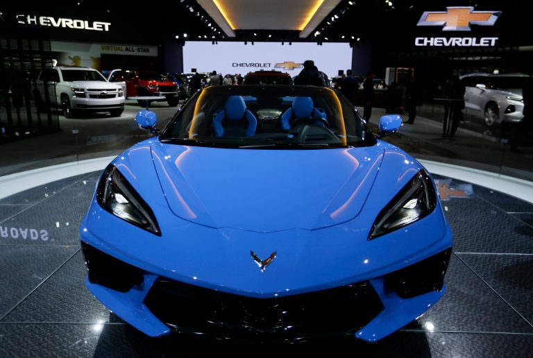 World War II veteran, 95, gets his dream car