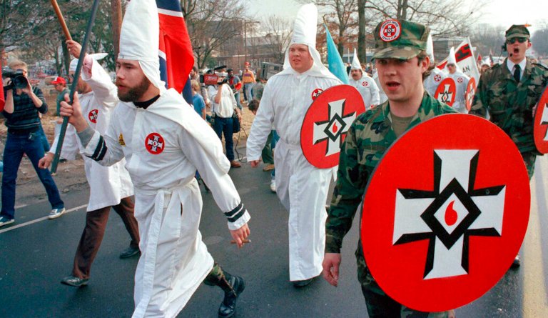 High school test asks students if ‘Texans,’ ‘Fox News,’ ‘KKK,’ or ‘all of Florida’ are ‘complete idiots’