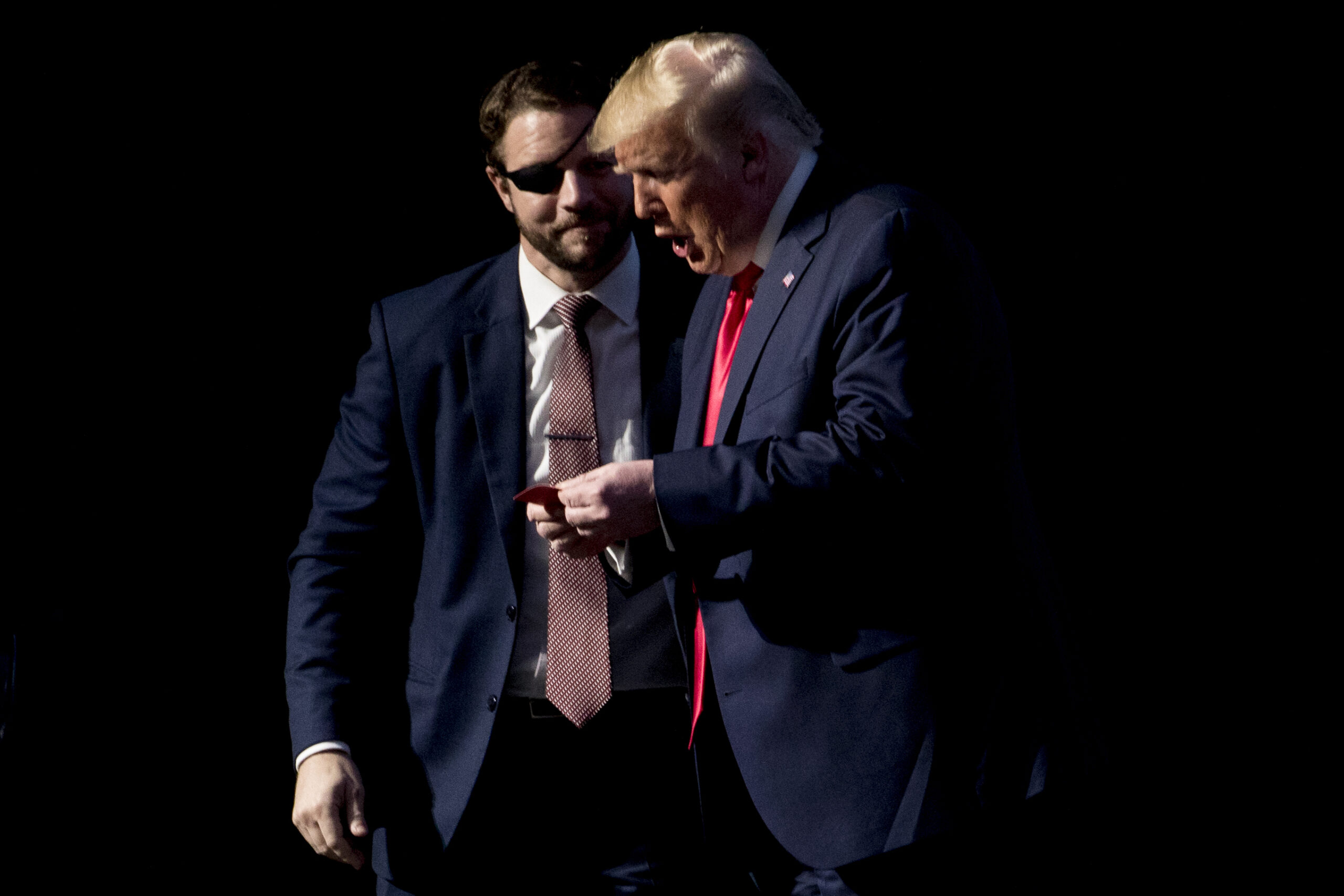 Donald Trump, Dan Crenshaw