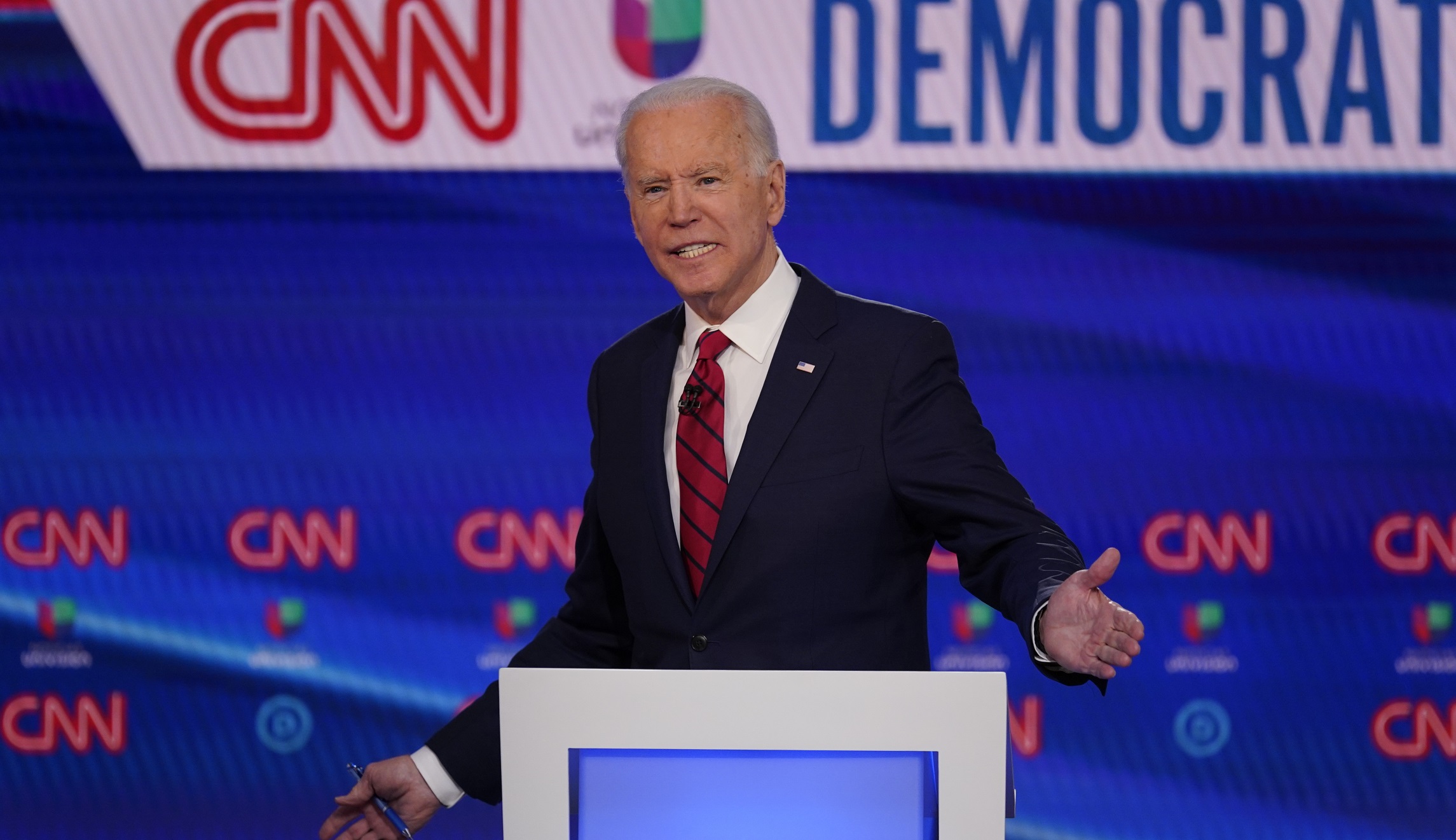 Biden is mundane and desperate, and everyone knows it