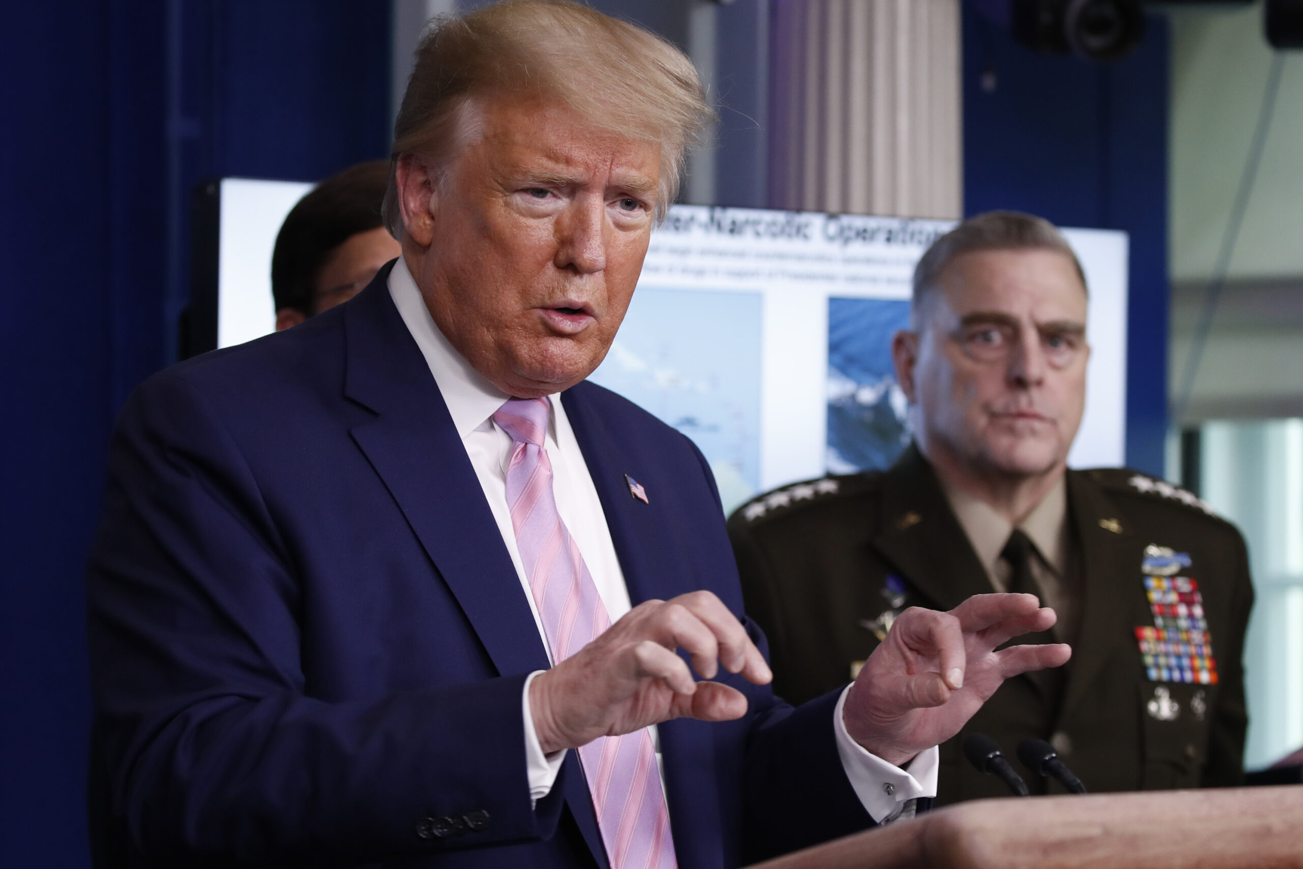 Trump’s storied history of praising then slamming top military generals