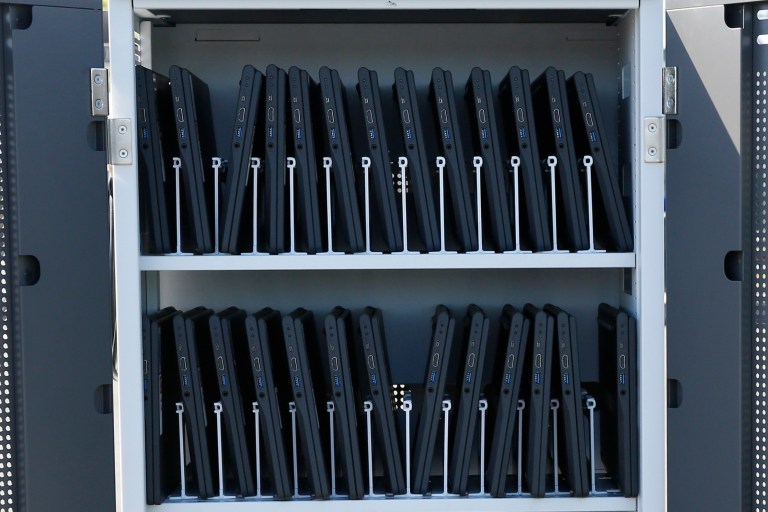 Groups urge Google to extend life of Chromebooks in schools