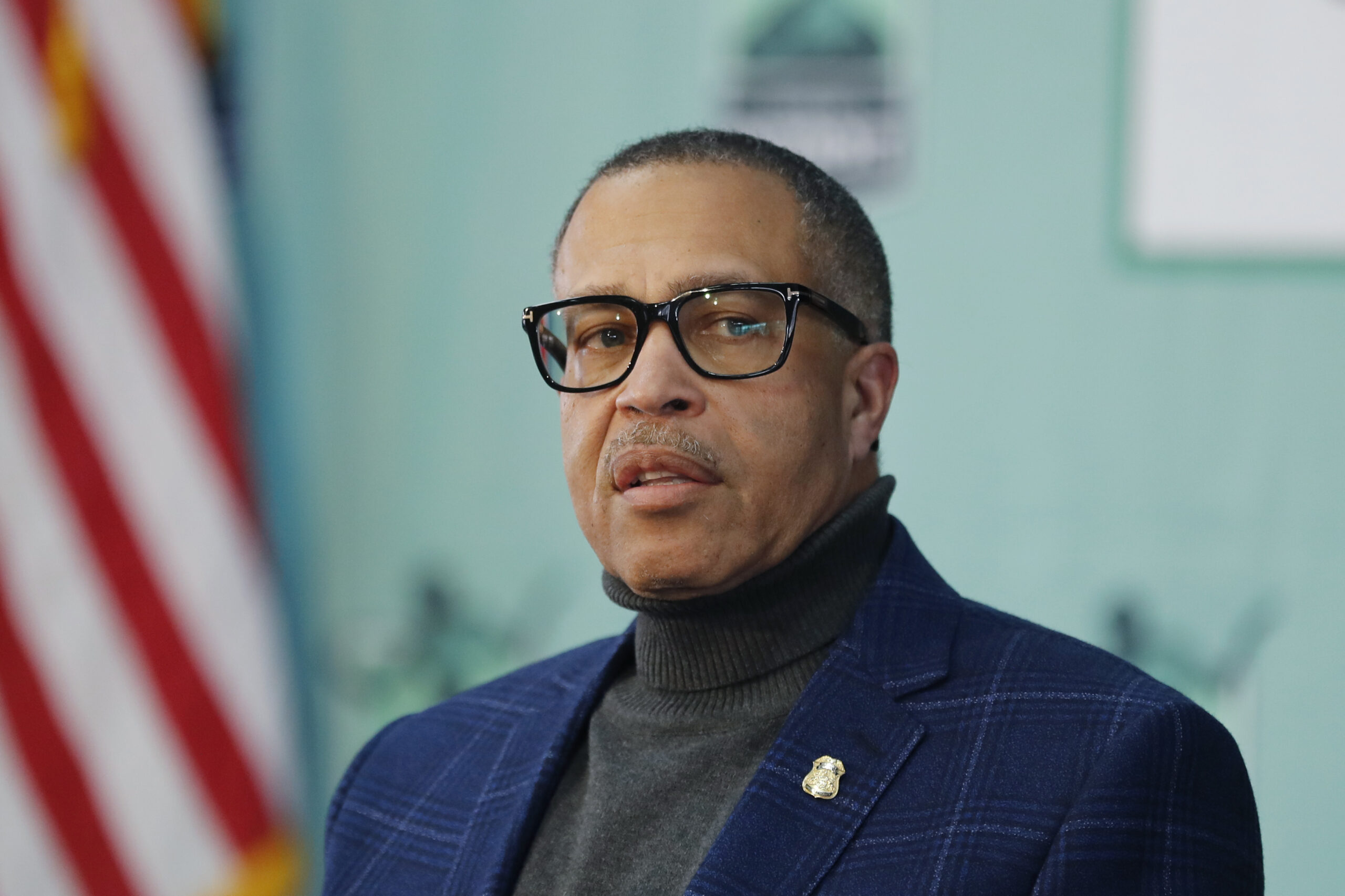 Ex-Detroit police chief forms exploratory committee for Michigan governor