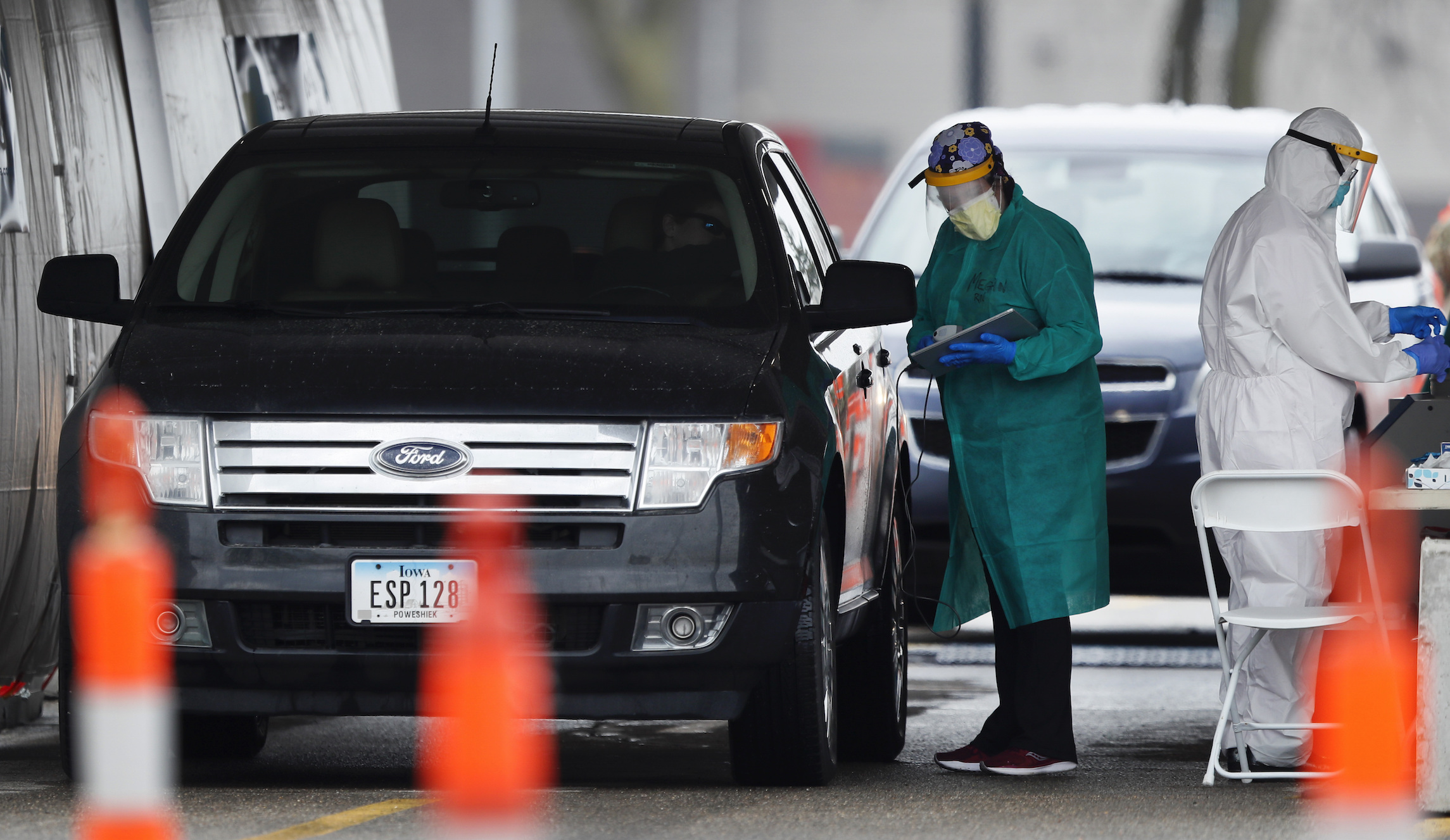 Epidemiologists uncertain whether long-feared autumn second wave of COVID-19 will materialize