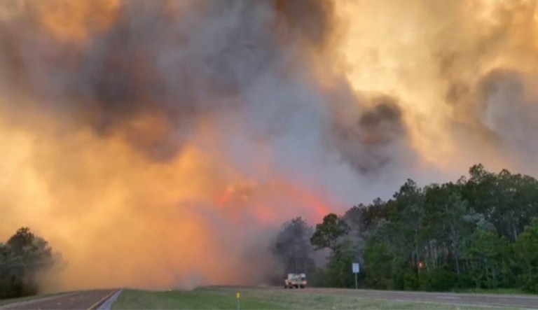 Wildfire rage in Florida Panhandle forces hundreds to evacuate