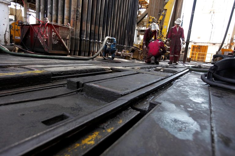 Louisiana lawmakers advance oil tax break and protection from new business taxes for unemployment benefits