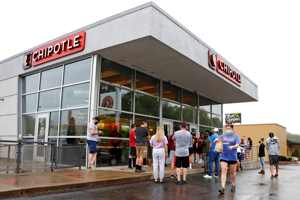 Chipotle in Michigan become first to unionize
