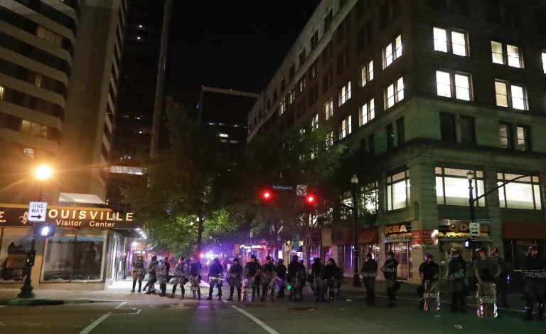 Man killed in Kentucky after police ‘return fire’ on crowd