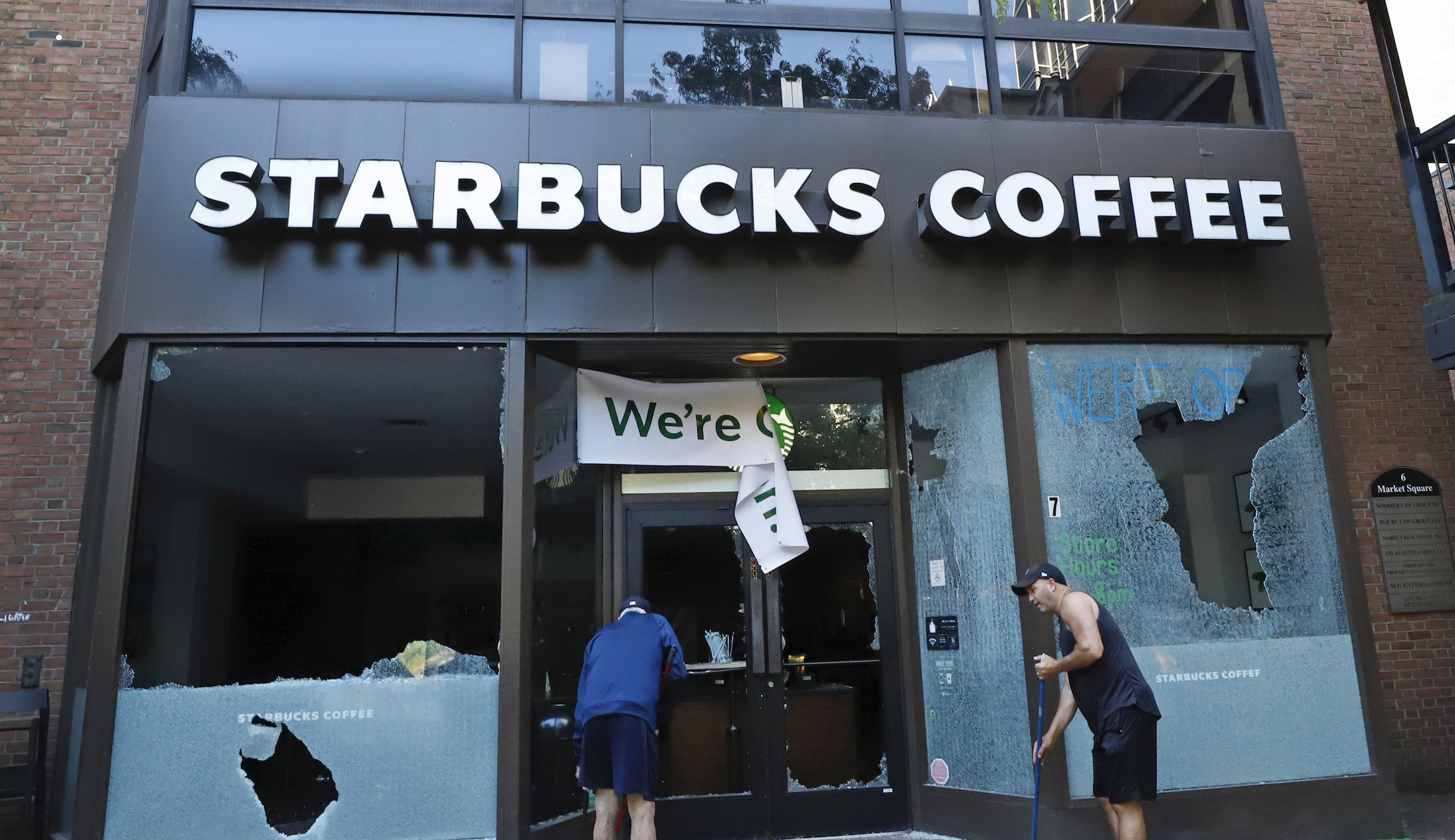 Starbucks bars employees from wearing Black Lives Matter pins because it could ‘amplify divisiveness’