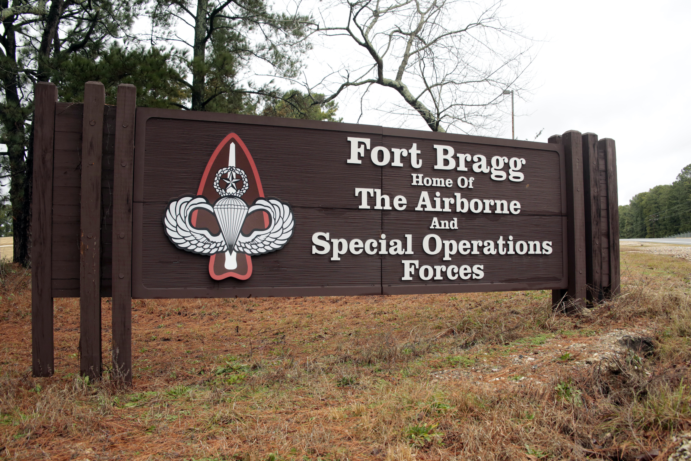 Trump gambles on holding the line against renaming military bases